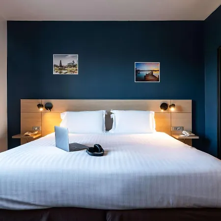 Mercure & Conventions (adults Only)