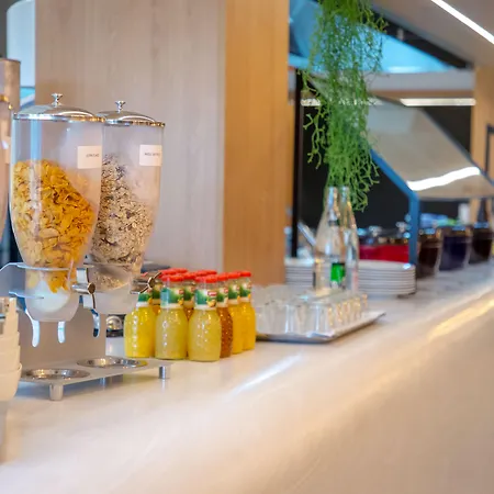 Mercure Chantilly & Conventions (adults Only) Vineuil-Saint-Firmin