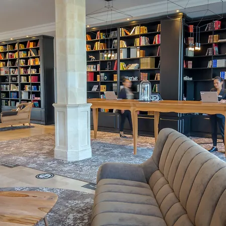 Mercure Chantilly & Conventions (adults Only) Hotel 4*