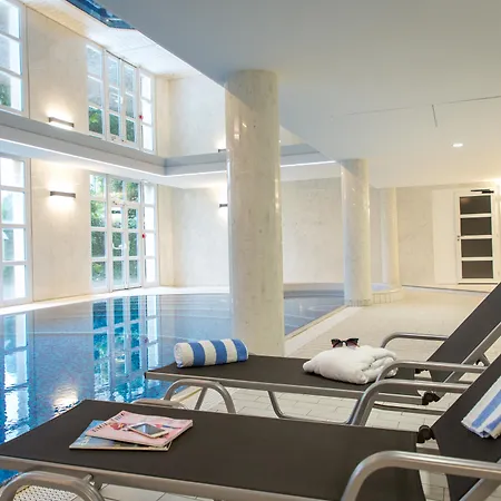 Hotel Mercure Chantilly & Conventions (adults Only) 4*