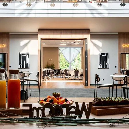 Mercure Chantilly & Conventions (adults Only) Hotel Vineuil-Saint-Firmin