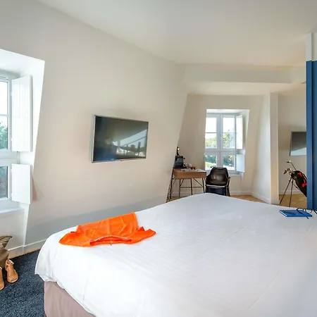 Mercure Chantilly & Conventions (adults Only) Hotel 4*