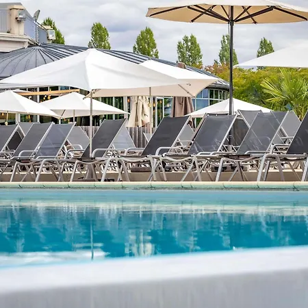 Mercure Chantilly & Conventions (adults Only) Hotel Vineuil-Saint-Firmin