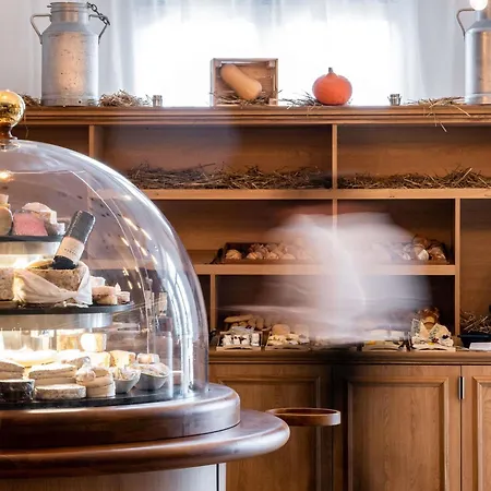 Mercure Chantilly & Conventions (adults Only) Hotel Vineuil-Saint-Firmin