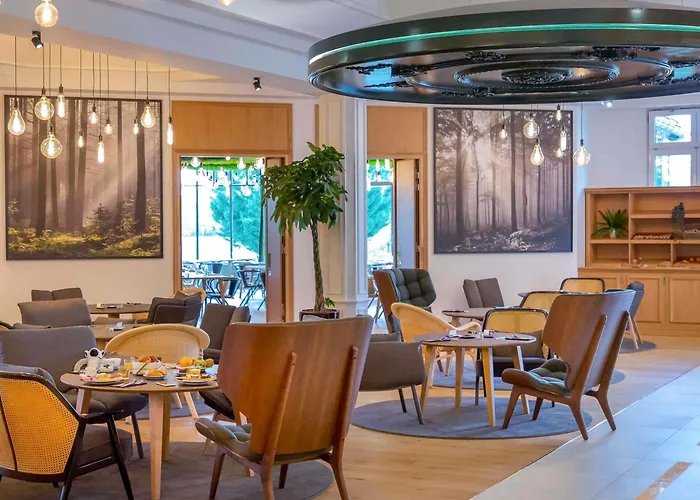 Mercure Chantilly & Conventions (adults Only) Vineuil-Saint-Firmin